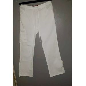 SOLD🚫Dickies EDS Signature White Flare Scrub Pant